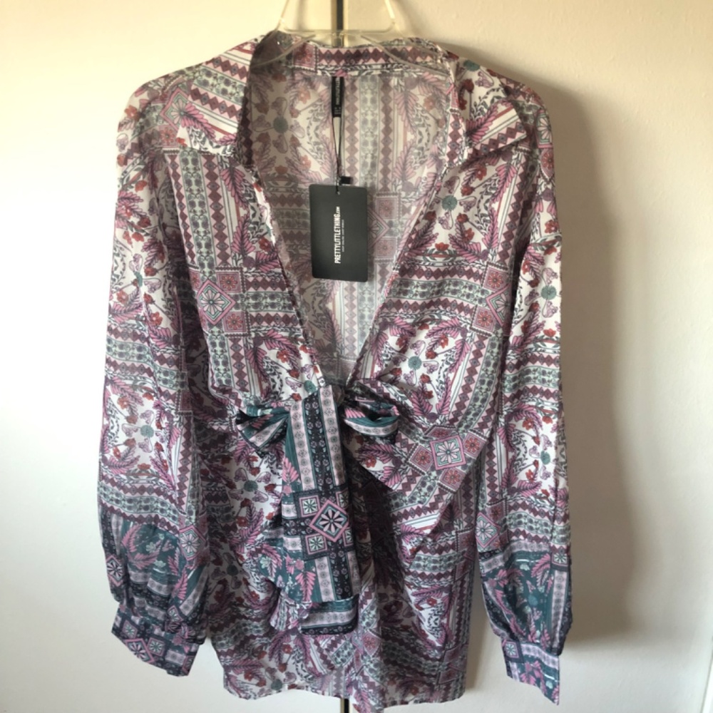 Pretty Little Thing Green Mosaic Tie Front Beach Shirt US 16 Brand New with Tags